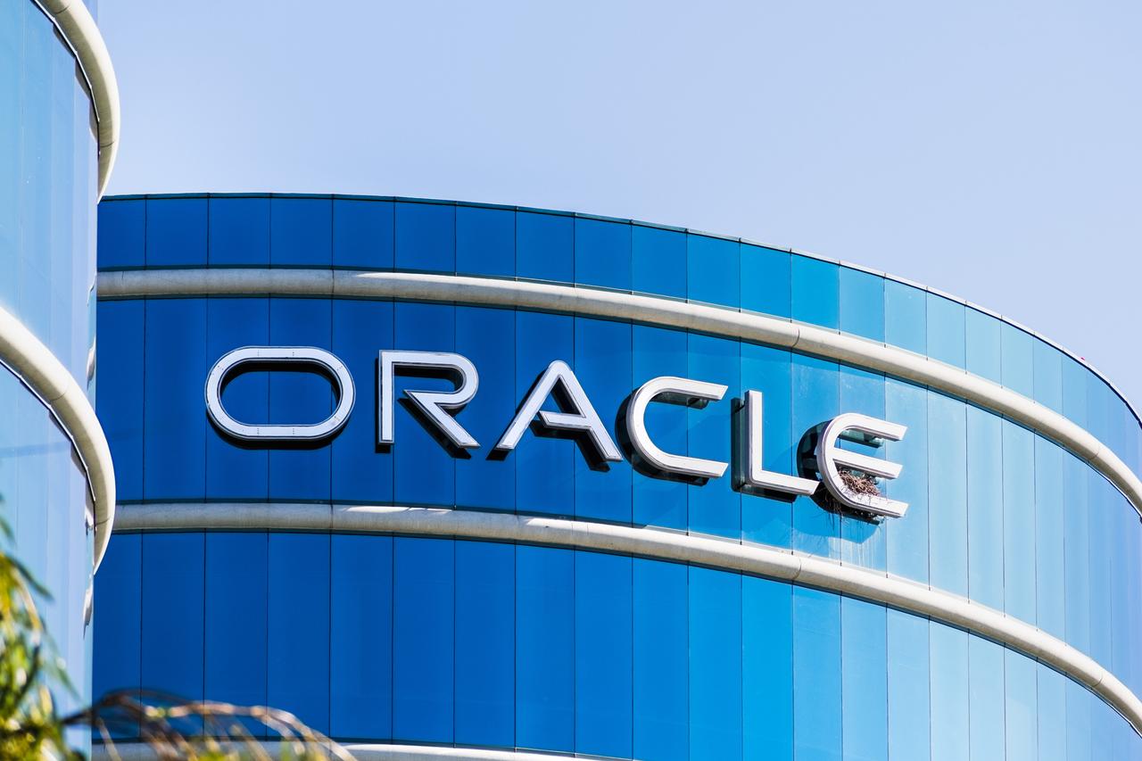 The Oracle headquarters building with the company logo in Silicon Valley, Redwood City, California, US, August 1, 2019. (Adobe Stock Photo)