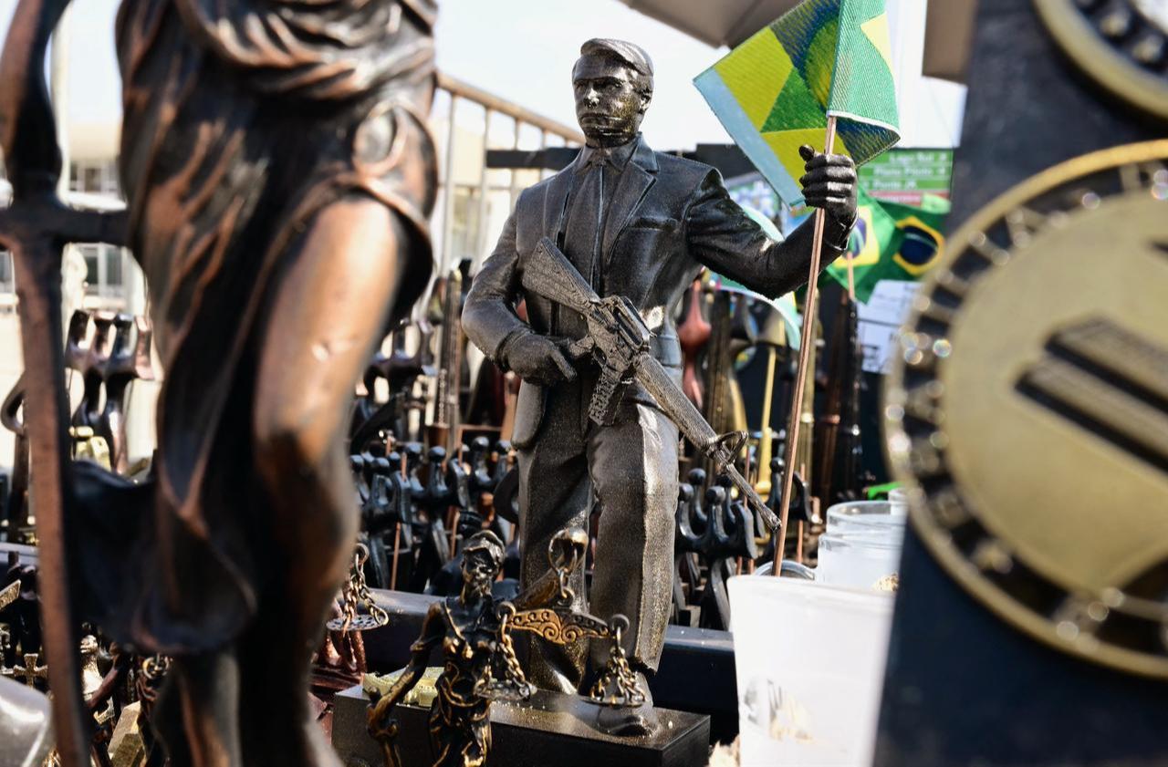 A figurine depicting Brazil's former President Jair Bolsonaro is pictured in Brasilia on Sep. 10, 2025. (AFP Photo)