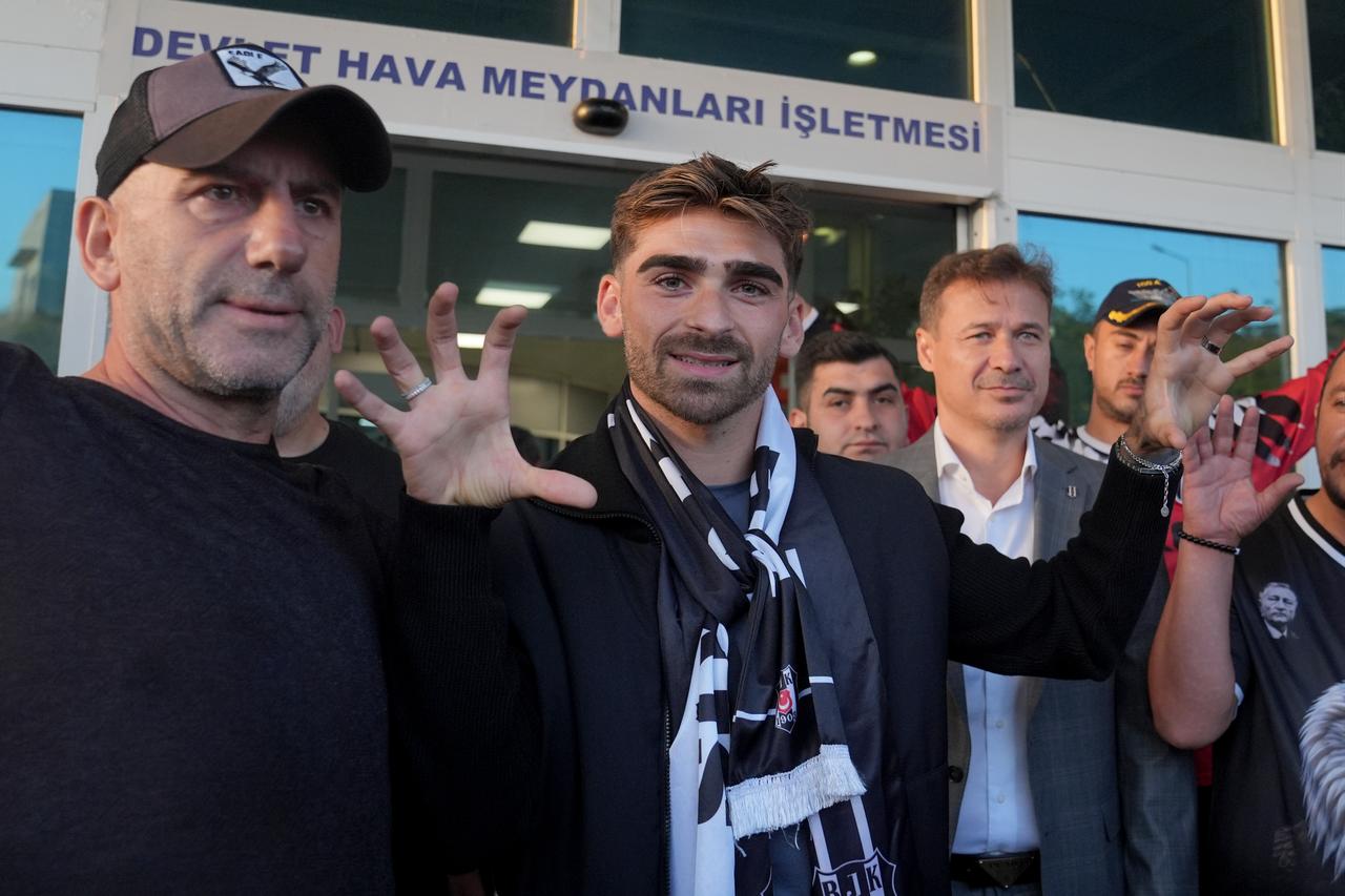Portuguese footballer Jota Silva, former Nottingham Forest player, arrives at Ataturk Airport to finalize a deal to join Besiktas in Istanbul, Türkiye, September 12, 2025. (AA Photo)