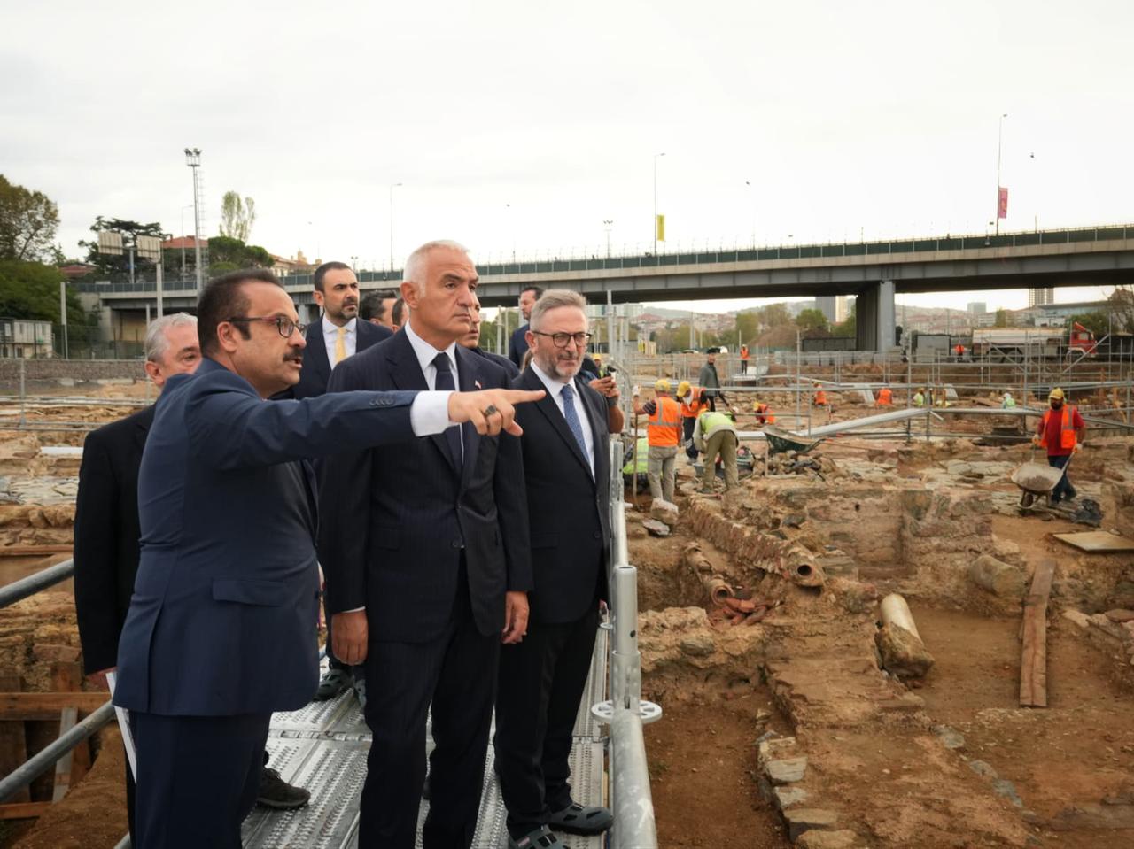 Minister of Culture and Tourism Mehmet Nuri Ersoy examines the archaeological excavations uncovered during restoration works at Haydarpasa Station in Istanbul, Türkiye, Sept. 15, 2025. (AA Photo)