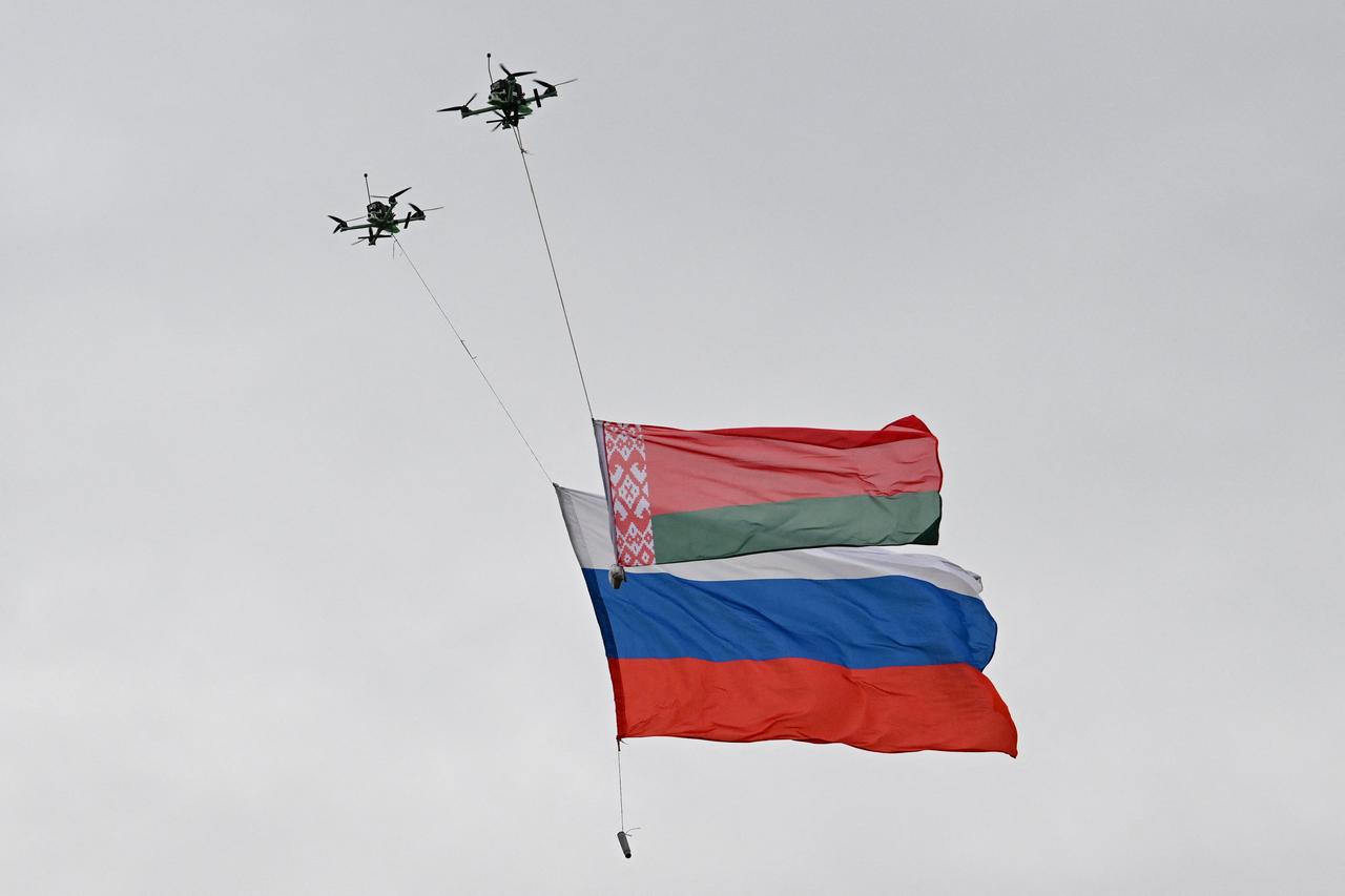 Drones fly with flags of Russia and Belarus during the "Zapad-2025" (West-2025) joint Russian-Belarusian military drills, east of the capital Minsk, Sept. 15, 2025. (AFP Photo)