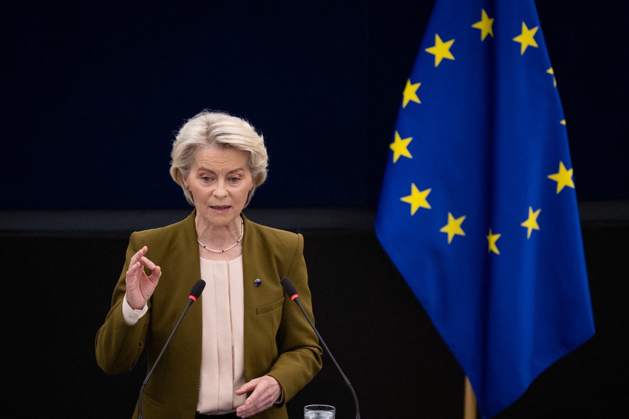 EU to consider trade sanctions at Israel Image
