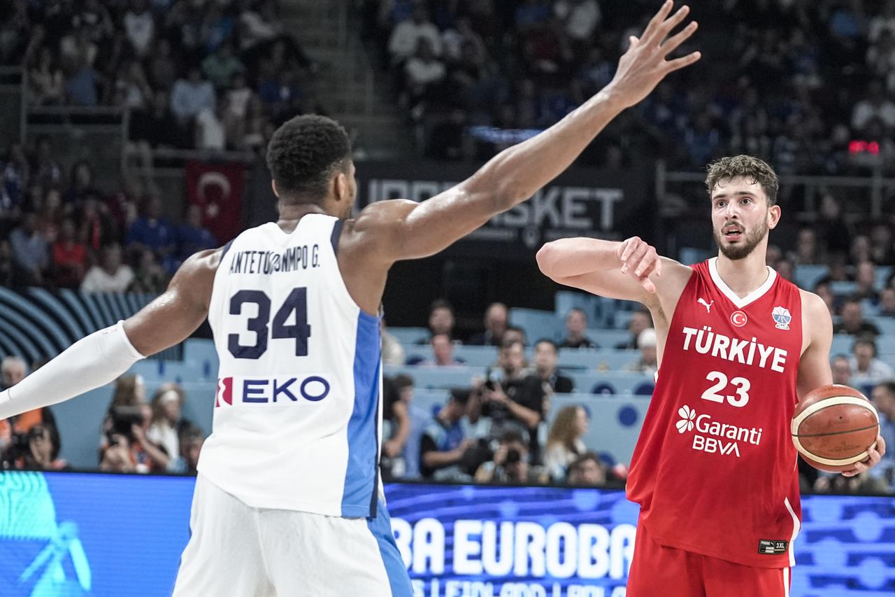 Alperen Sengun, Giannis Antetokounmpo make peace after offensive remarks Image