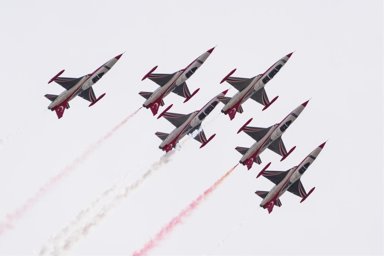 Turkish Stars, the aerobatic demonstration team of the Turkish Air Force, perform over Istanbul Ataturk Airport on the first day of Türkiye's premier technology and aerospace event TEKNOFEST, organized under the leadership of the Turkish Ministry of Industry and Technology on September 17, 2025, in Istanbul. (AA Photo)