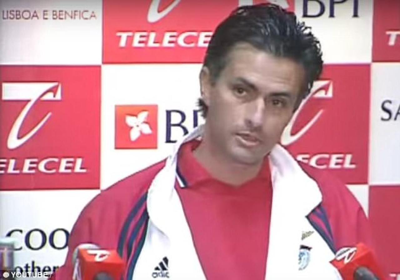 A youthful Jose Mourinho during his three-month spell as manager of Benfica back in 2000, accessed on Sept. 18, 2025. (Photo via Daily Mail)
