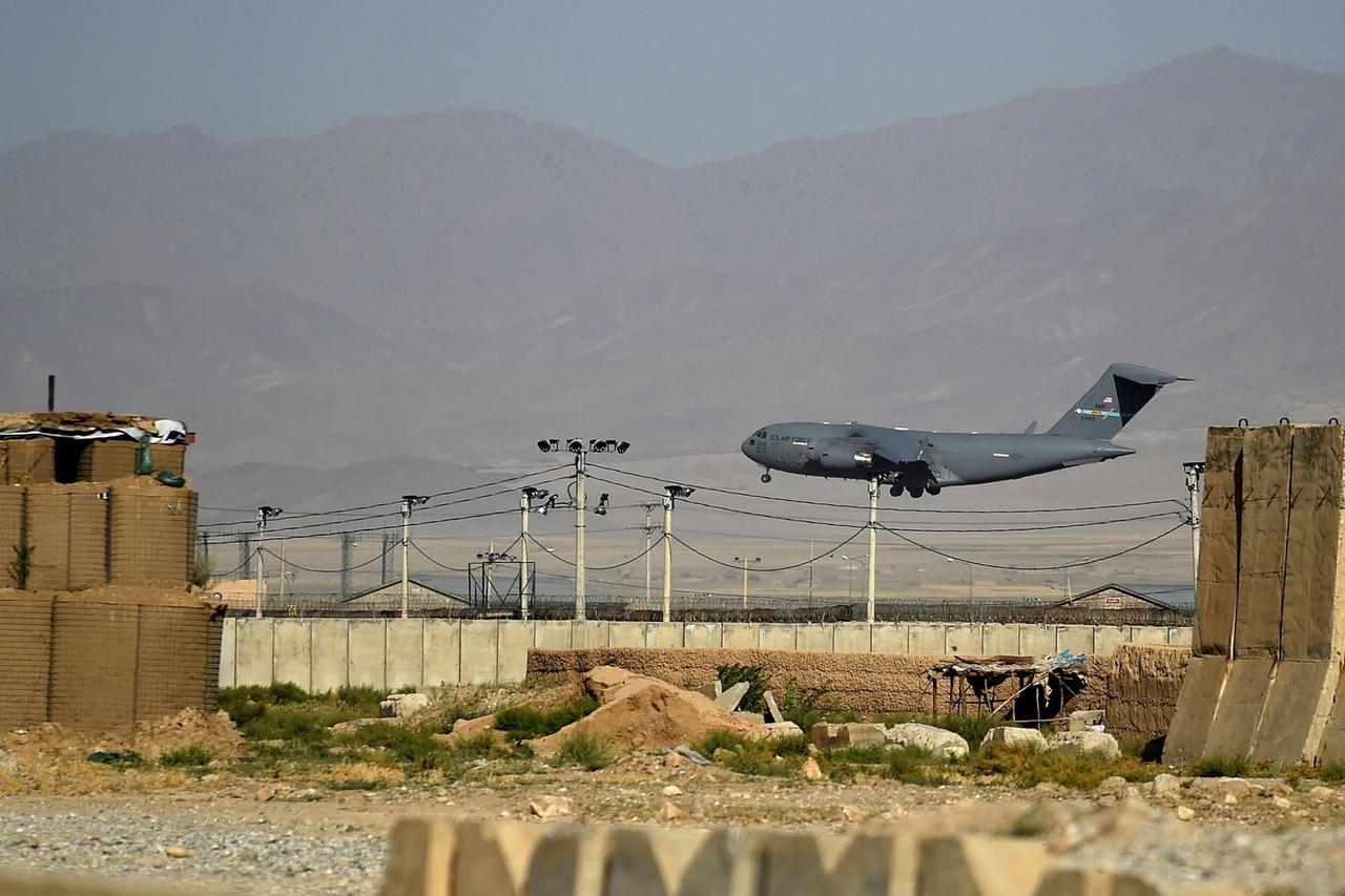 Trump administration seeks to reclaim strategic Bagram air base from Taliban
