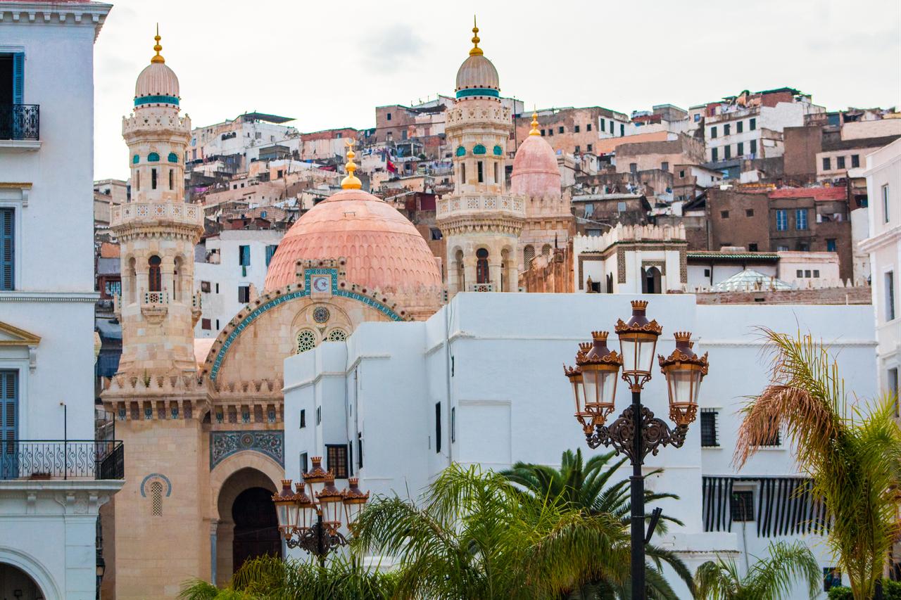The Mosque of Ketchaoua and the ancient part of the old city of Algeria, called Kasbah, a UNESCO World Heritage Site (Adobe Stock Photo).