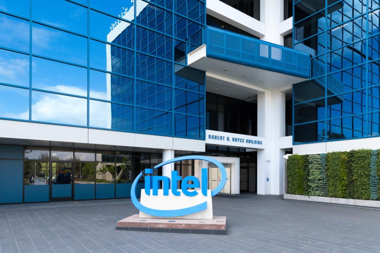 US stocks reach record highs after Fed rate cut as Intel soars on Nvidia investment
