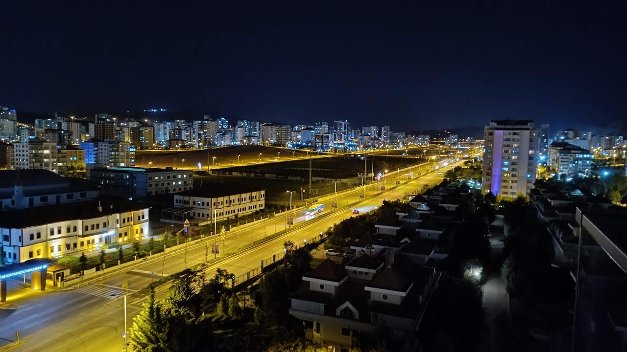 A night view of Baglica, Ankara, Türkiye. (Adobe Stock Photo)