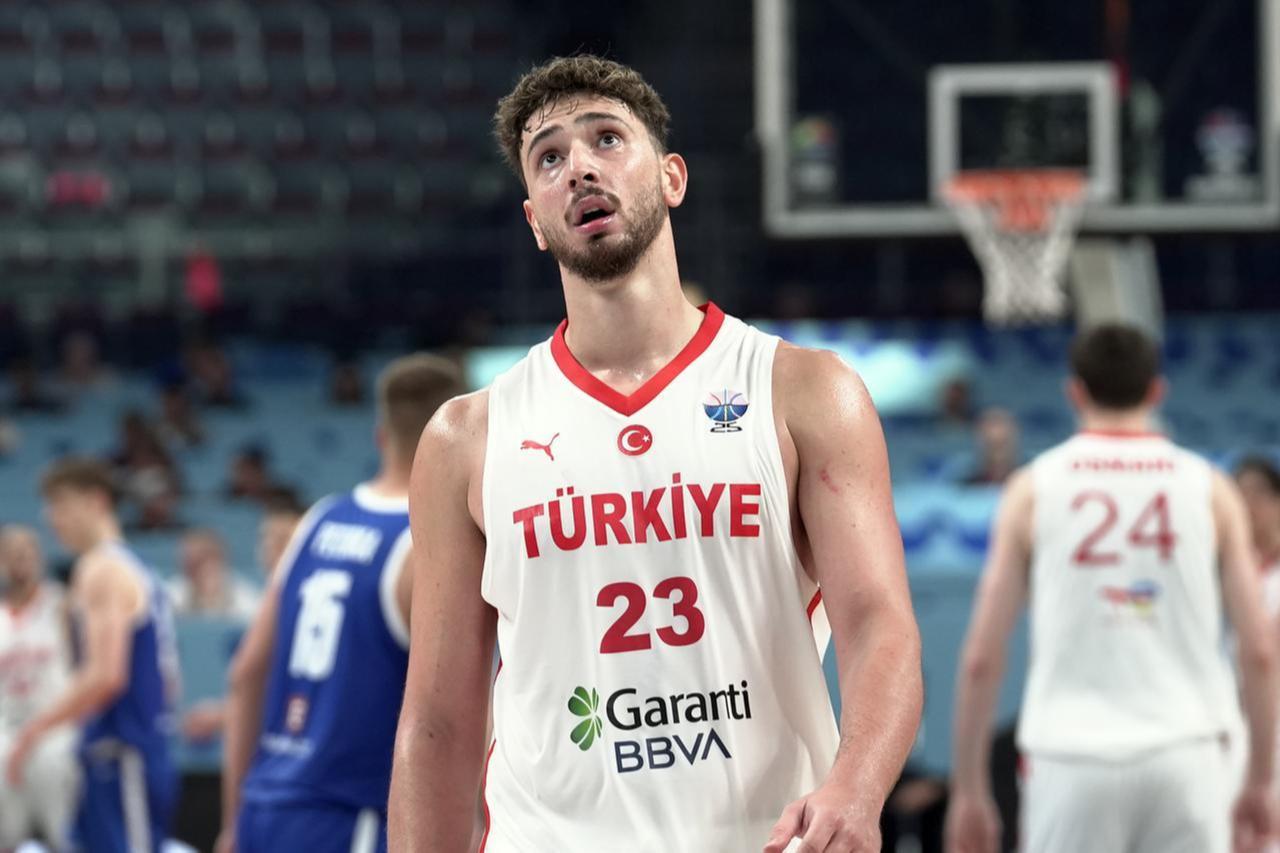 Türkiye seeks to prove medal credentials against Serbia in EuroBasket group finale Image