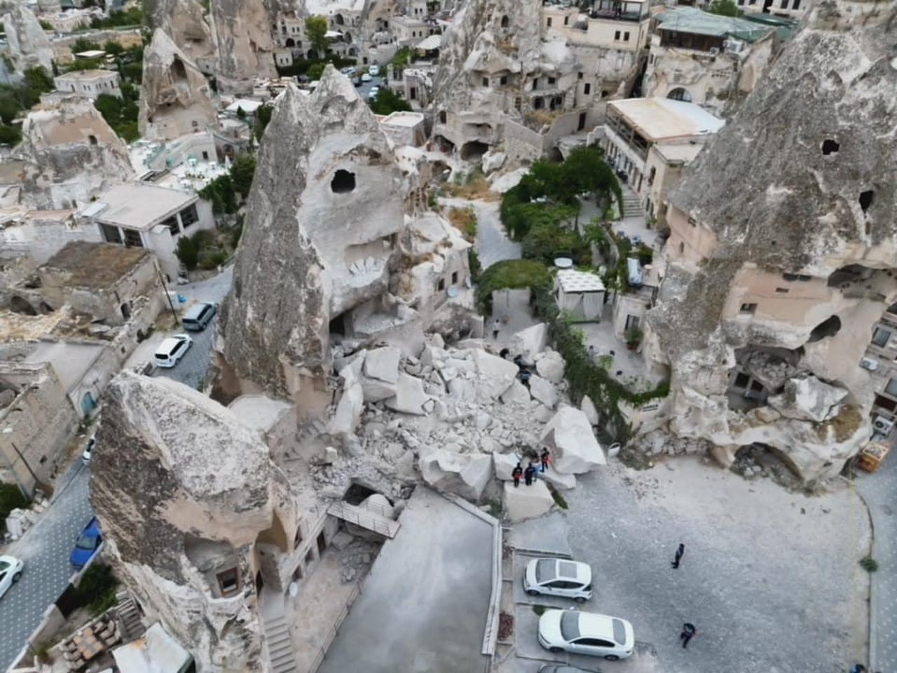 A collapsed fairy chimney in the Goreme district of Nevsehir, Türkiye, Sept. 20, 2025. (AA Photo)