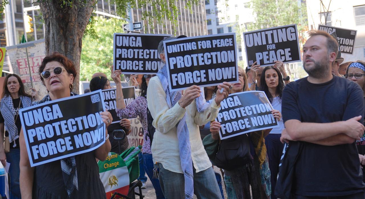 Pro-Palestine and pro-peace Americans gather in front of New York Public Library and march to Dag Hammarskjold Park, crossing to UN, Sept. 18, 2025, in New York City, US. (AA Photo)