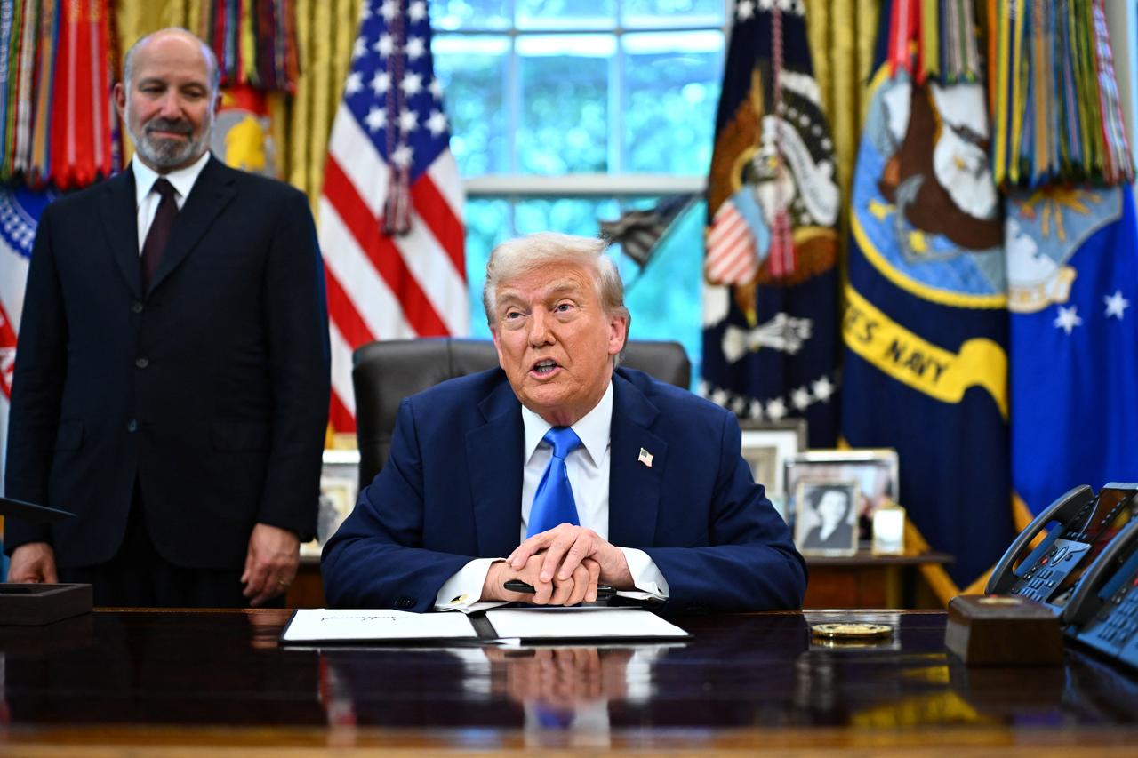 Trump warns Afghanistan to return Bagram Air Base or face ‘bad things’ Image