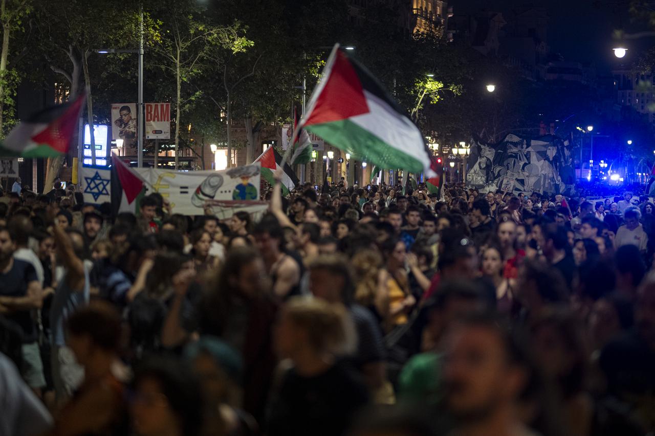 Pro-Palestinian protest began with a symbolic boycott at Carrefour supermarket on Las Ramblas in Barcelona, Spain, September 18, 2025. (AA Photo)