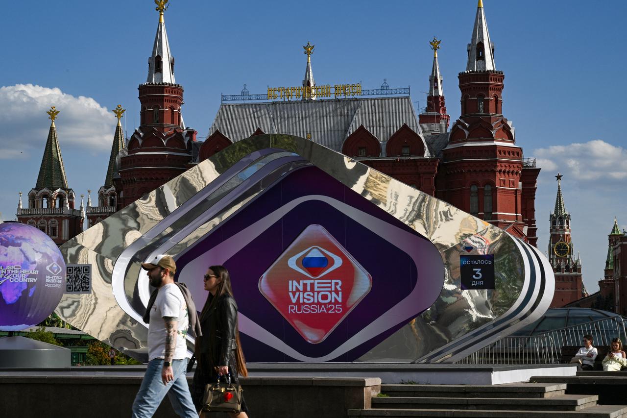 Eurovision vs Intervision: Moscow stages new musical showdown Image