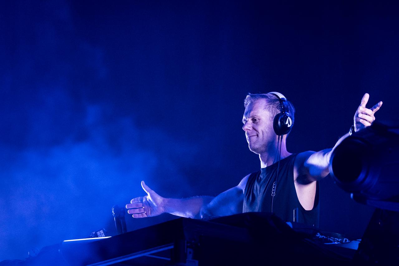 Grammy-nominated DJ Armin van Buuren thrills fans in Istanbul Image