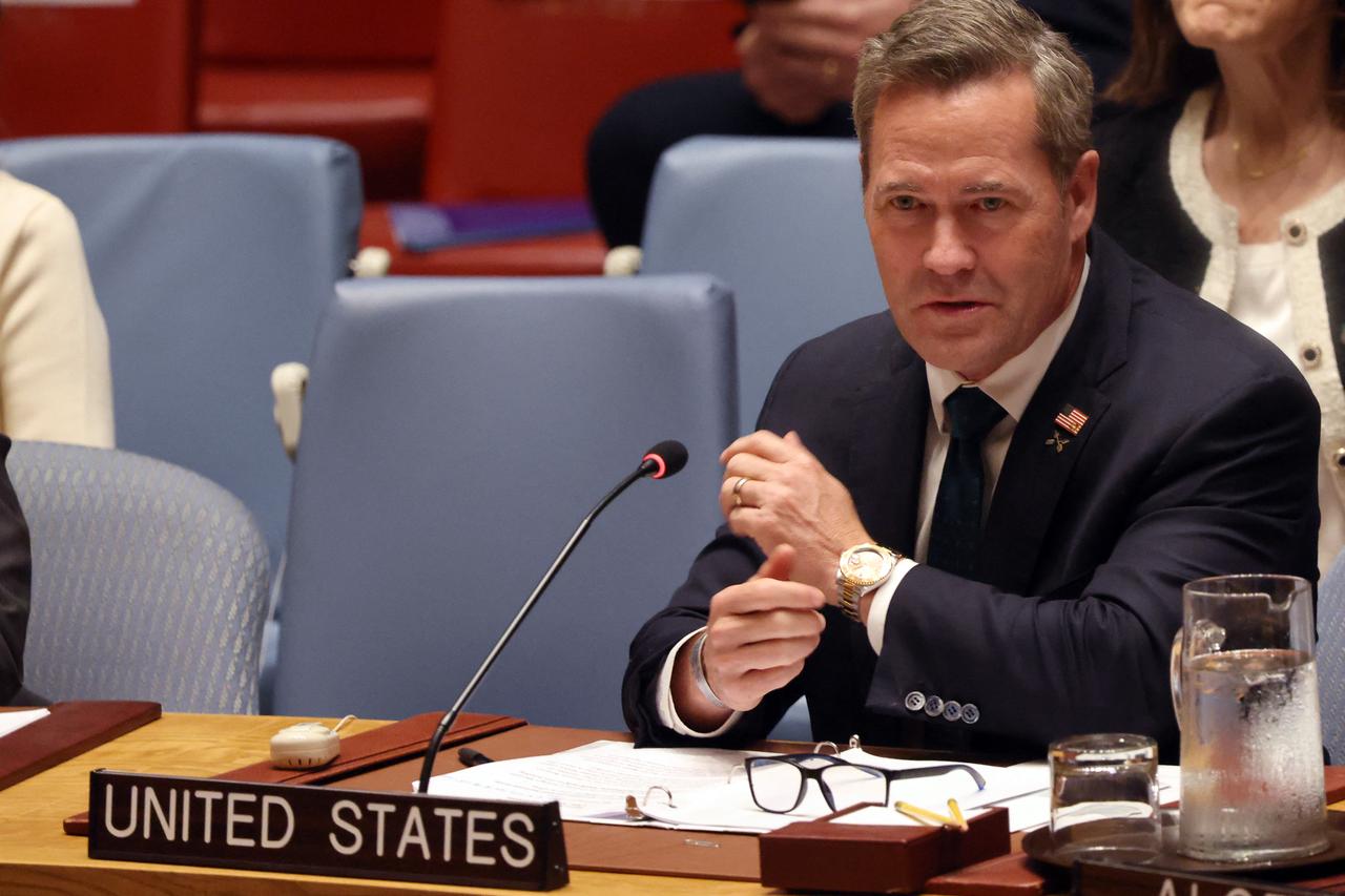 The new U.S. ambassador to the United Nations, former national security adviser Mike Waltz, speaks at a Security Council emergency meeting to discuss Russian fighter jet incursions into NATO member Estonias airspace at United Nations (UN) as world leaders arrive for the 80th session of the UN’s General Assembly (UNGA) on Sep. 22, 2025. (AFP Photo)