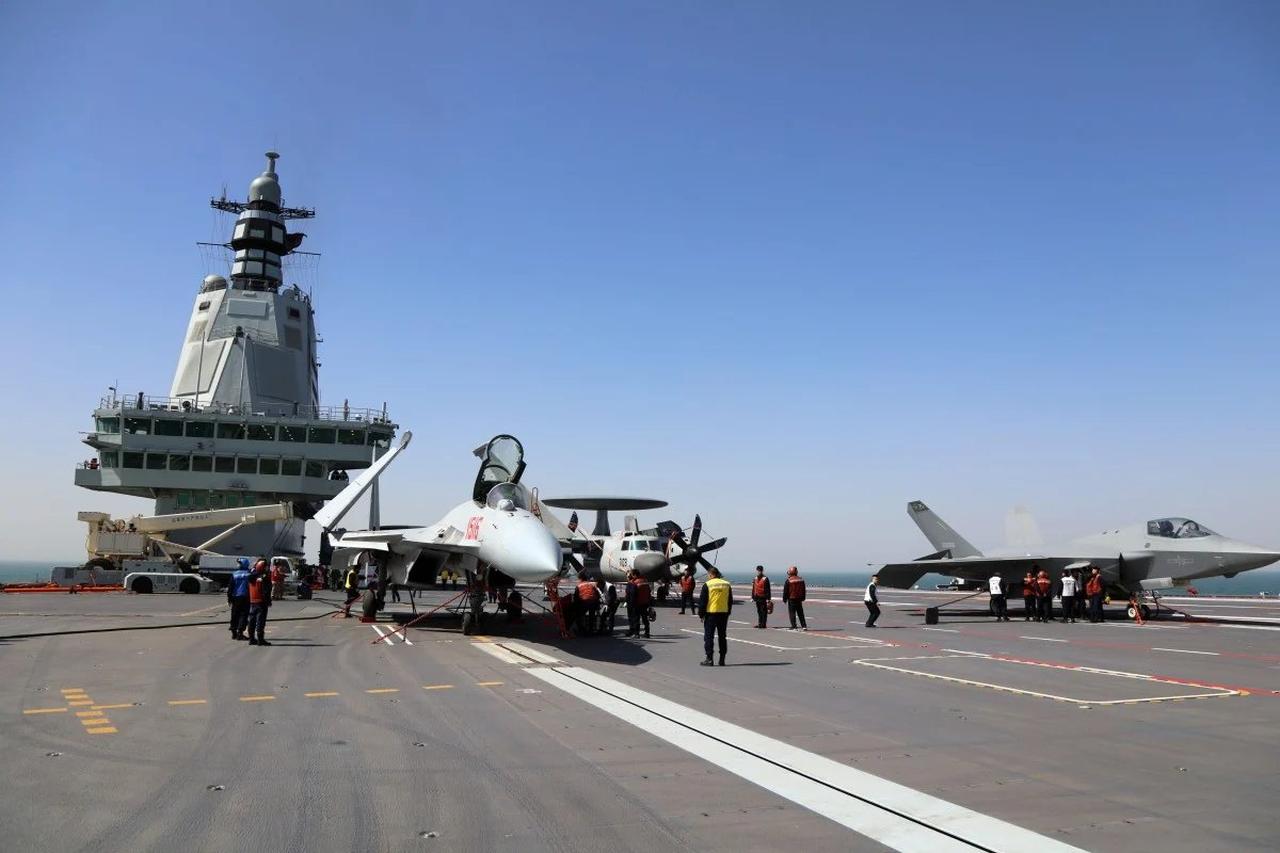 J-15T, J-35 stealth fighter and KJ-600 early-warning aircraft on Fujian aircraft carrier at an undated time and location. (Photo via PLAN)