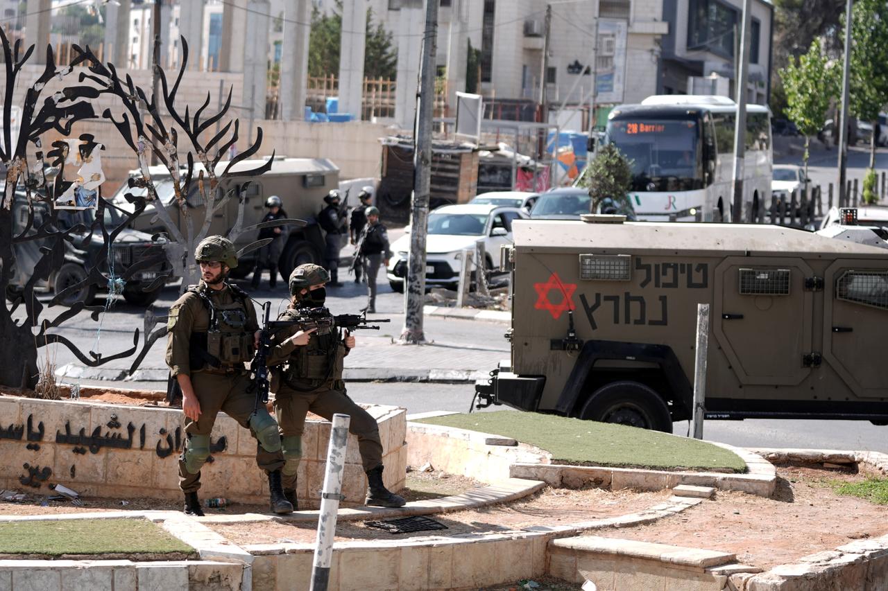 Israeli forces raid the el-Amari Refugee Camp, located south of the city of Ramallah in the West Bank on September 14, 2025. (AA Photo)