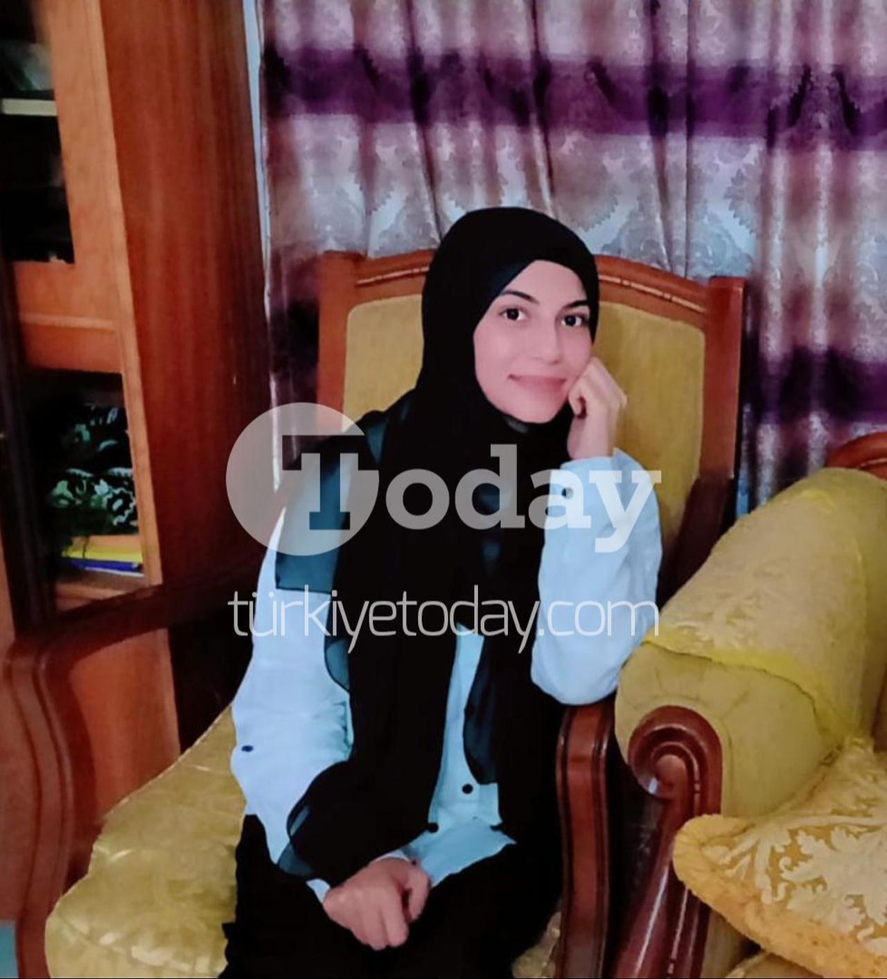 Alleged suspect, identifying herself as Israa Qawatli, signs another marriage contract with a different man in the same month. (Photo provided to Türkiye Today)