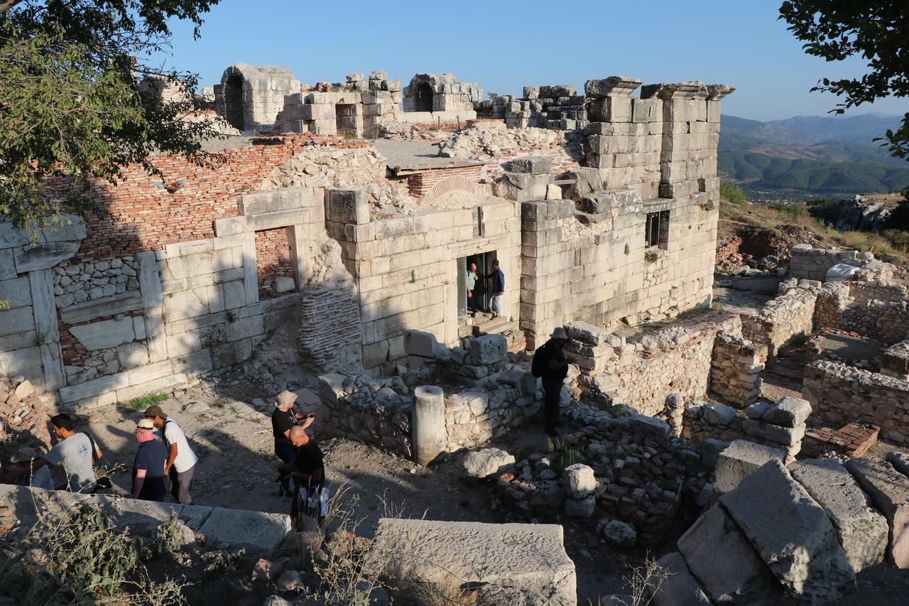 The remains of the Roman bath complex in the ancient city of Sagalassos, Burdur, Türkiye, Sept. 19, 2025. (AA Photo)