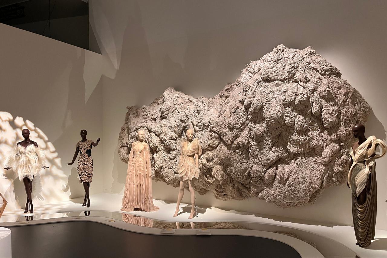 An example of banana silk and other plant-based textiles used by Iris van Herpen in her sustainable couture experiments, Rotterdam, Netherlands, September 26, 2025. (Photo by Selin Hacialioglu/Türkiye Today)