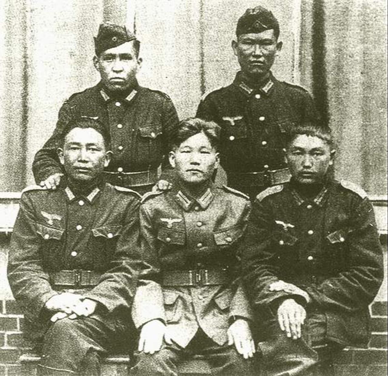 Group portrait of Central Asian volunteers serving in the German Wehrmacht. (Photo via German Federal Archives)
