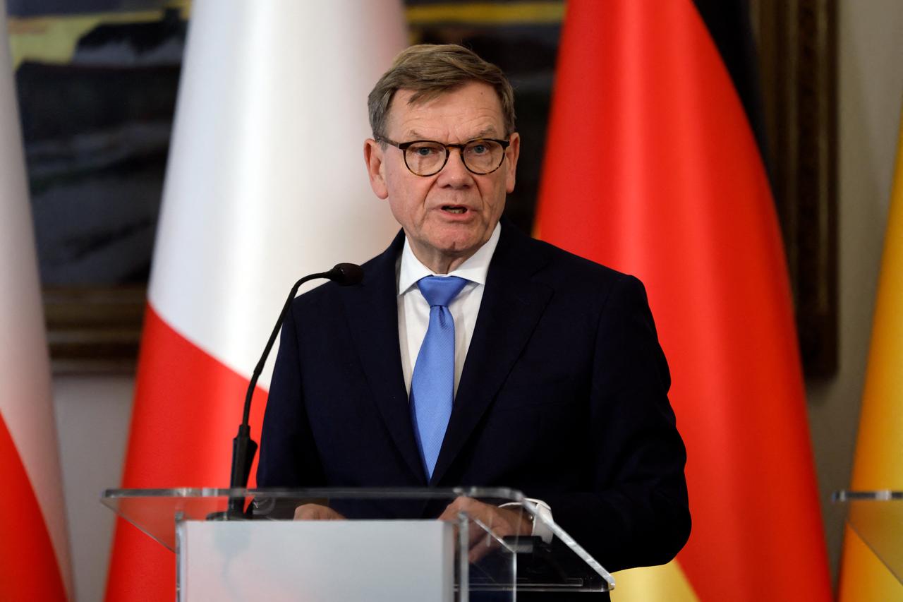 German Foreign Minister Johann Wadephul addresses a joint press conference on a meeting in Warsaw, on September 29, 2025. (AFP Photo)