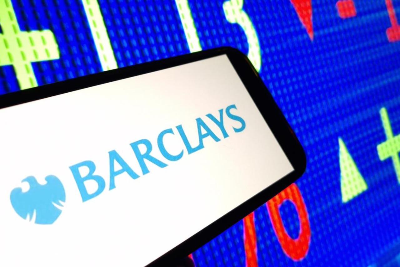 The photo shows the Barclays logo displayed on a mobile phone. (Adobe Stock Photo)