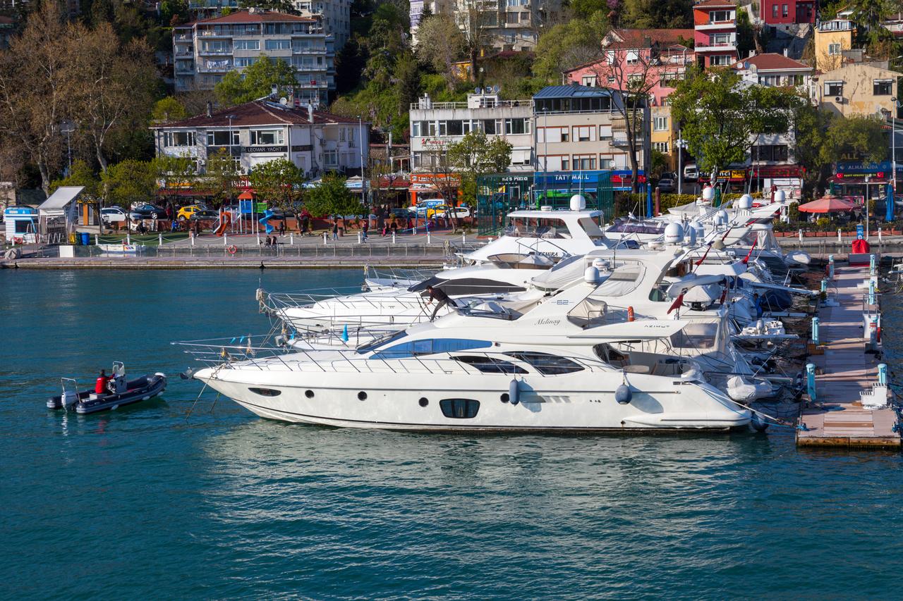 Luxury yachts moored at Istinye Marina along the Bosphorus in Istanbul, Türkiye. (Adobe Stock Photo)