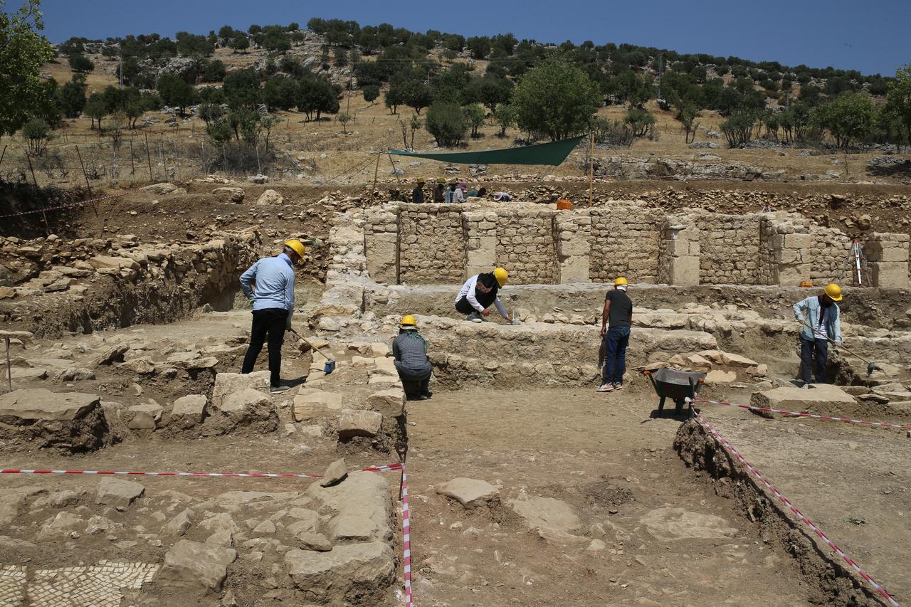 A view from the archaeological excavations in Kulp district of Diyarbakir, Türkiye, Sept. 8, 2025. (AA Photo)