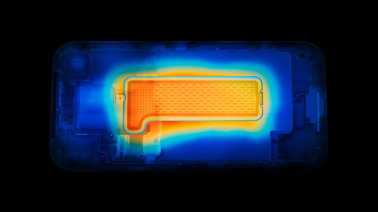 Vapor chamber in the iPhone 17 Pro, accessed on Sep. 9, 2025. (Photo via Apple)