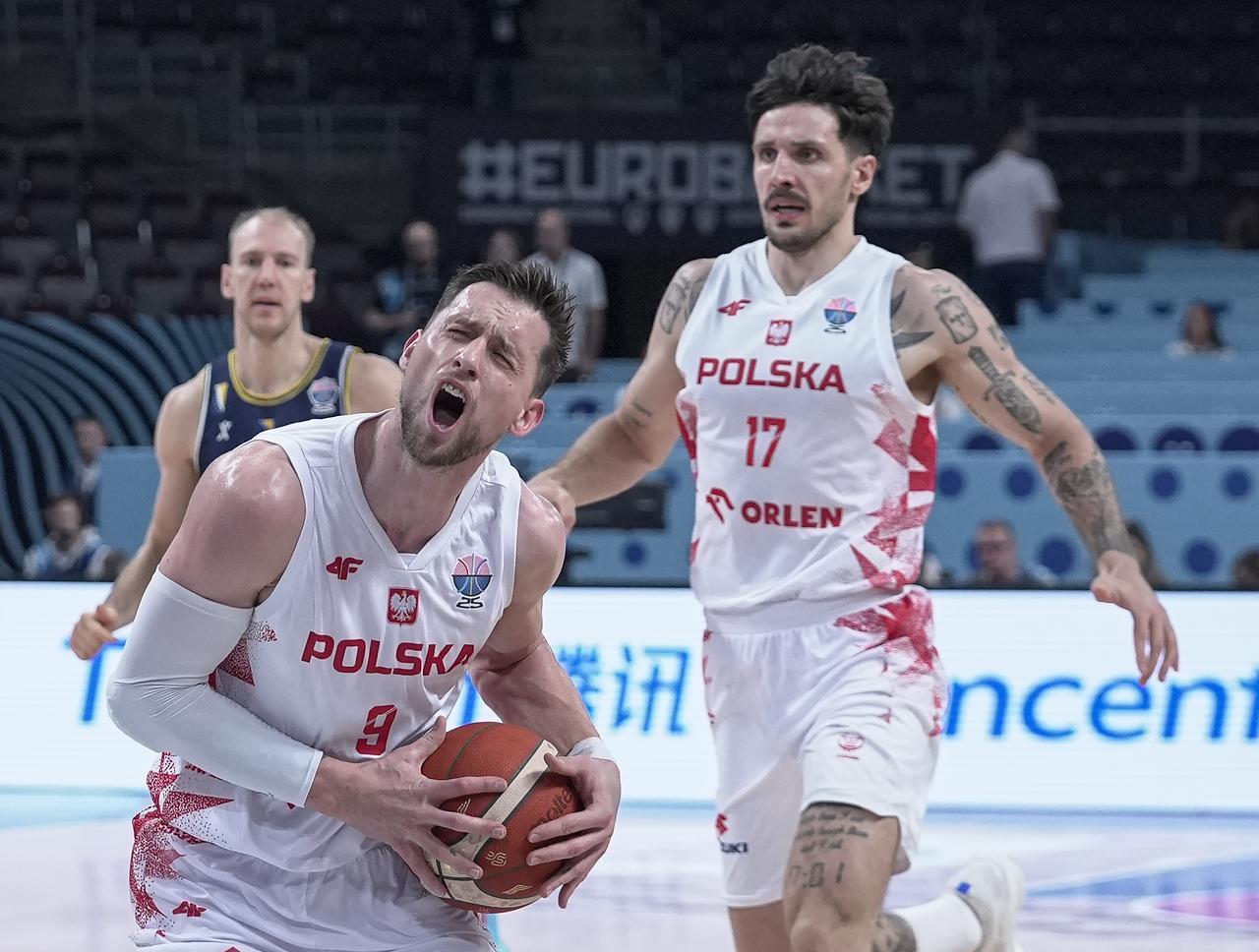 Mateusz Ponitka (9) of Poland in action during FIBA EuroBasket 2025 round of 16 match between Poland and Bosnia and Herzegovina at Riga Arena in Riga, Latvia, September 7, 2025. (AA Photo)