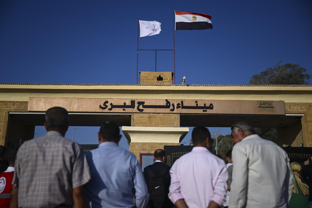 Hasan Basri Yalçın, Deputy Chair of the AK Party for Human Rights, made statements at the Rafah crossing alongside a delegation of lawmakers from the People’s Alliance, Rafah, September 8, 2025. (AA Photo)