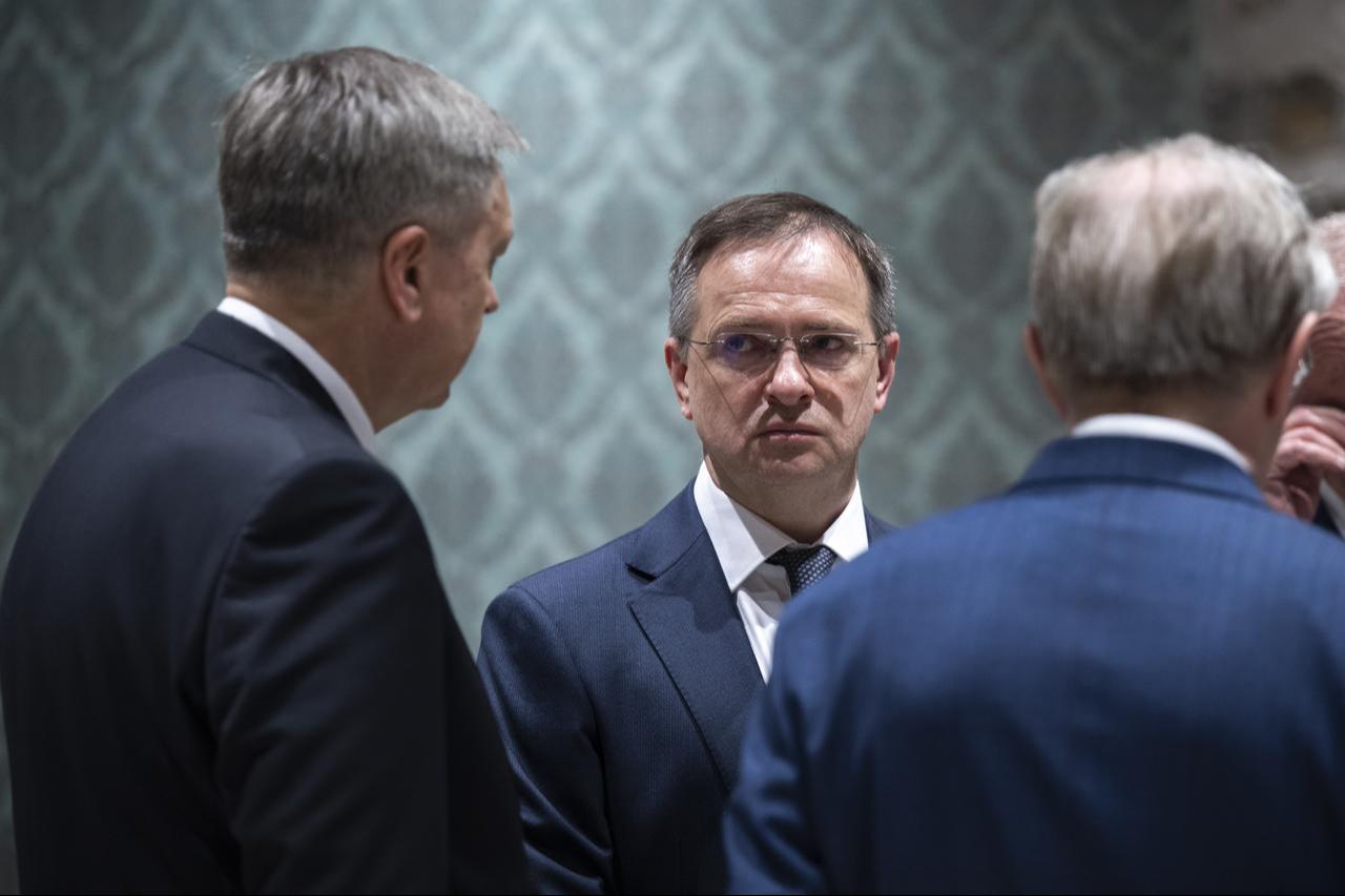 Vladimir Medinsky (C), Counselor to Russian President Vladimir Putin and Head of the Russian delegation, speaks to the press in Istanbul, Türkiye, May 16, 2025. (AA Photo)
