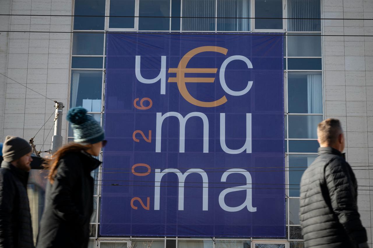 Bulgaria adopts euro as 21st member of currency bloc, amid cheers and concerns