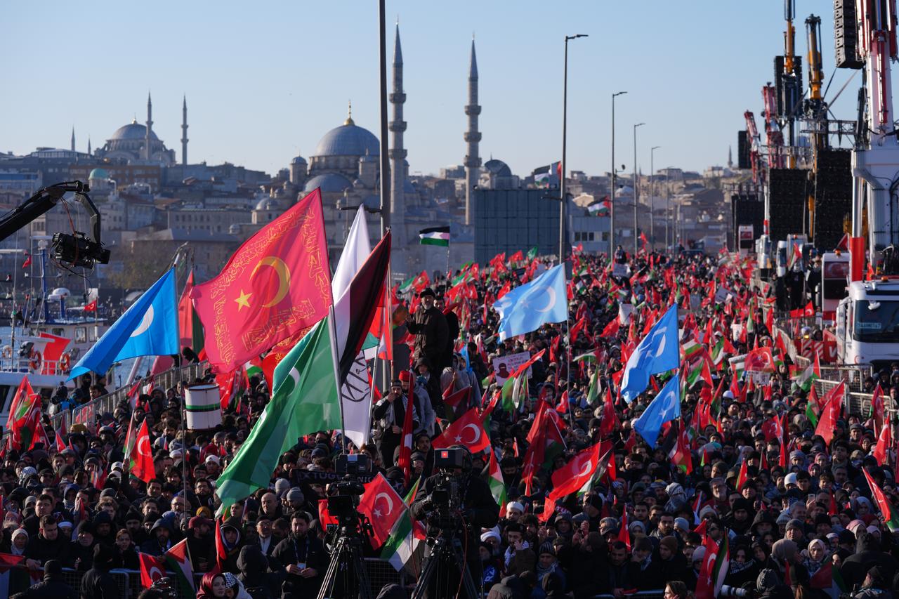 Thousands of people have gathered across Istanbul to march in solidarity with Palestinians, calling for an end to war on Gaza, on January 1, 2026. (AA Photo)
