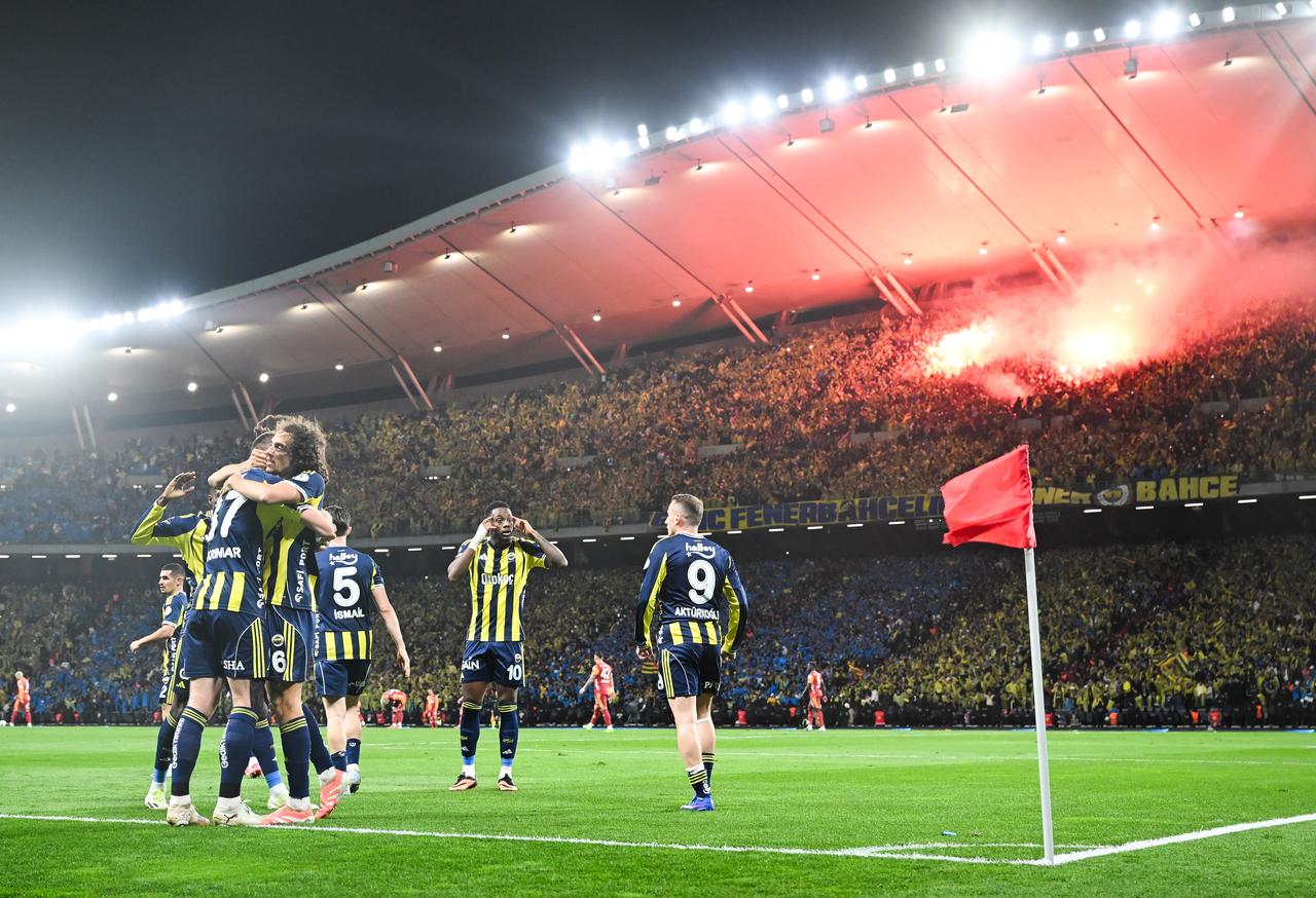 Matteo Guendouizi (6) of Fenerbahce celebrates after scoring a goal during the Turkcell Super Cup final between Galatasaray and Fenerbahce at Ataturk Olympic Stadium in Istanbul, Türkiye, on January 10, 2026. (AA Photo)