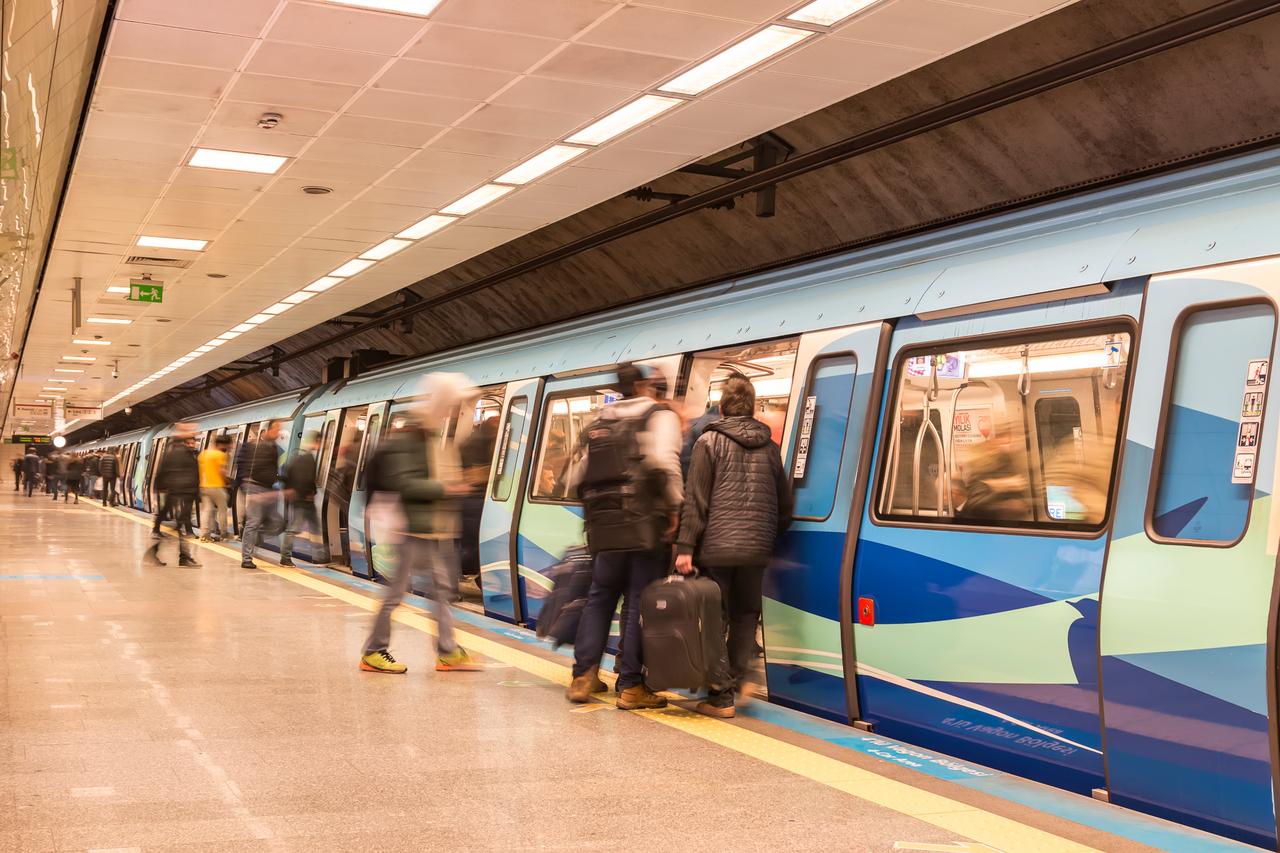 Istanbul suspends key metro line, Marmaray stations on Jan. 10 ahead of Super Cup clash