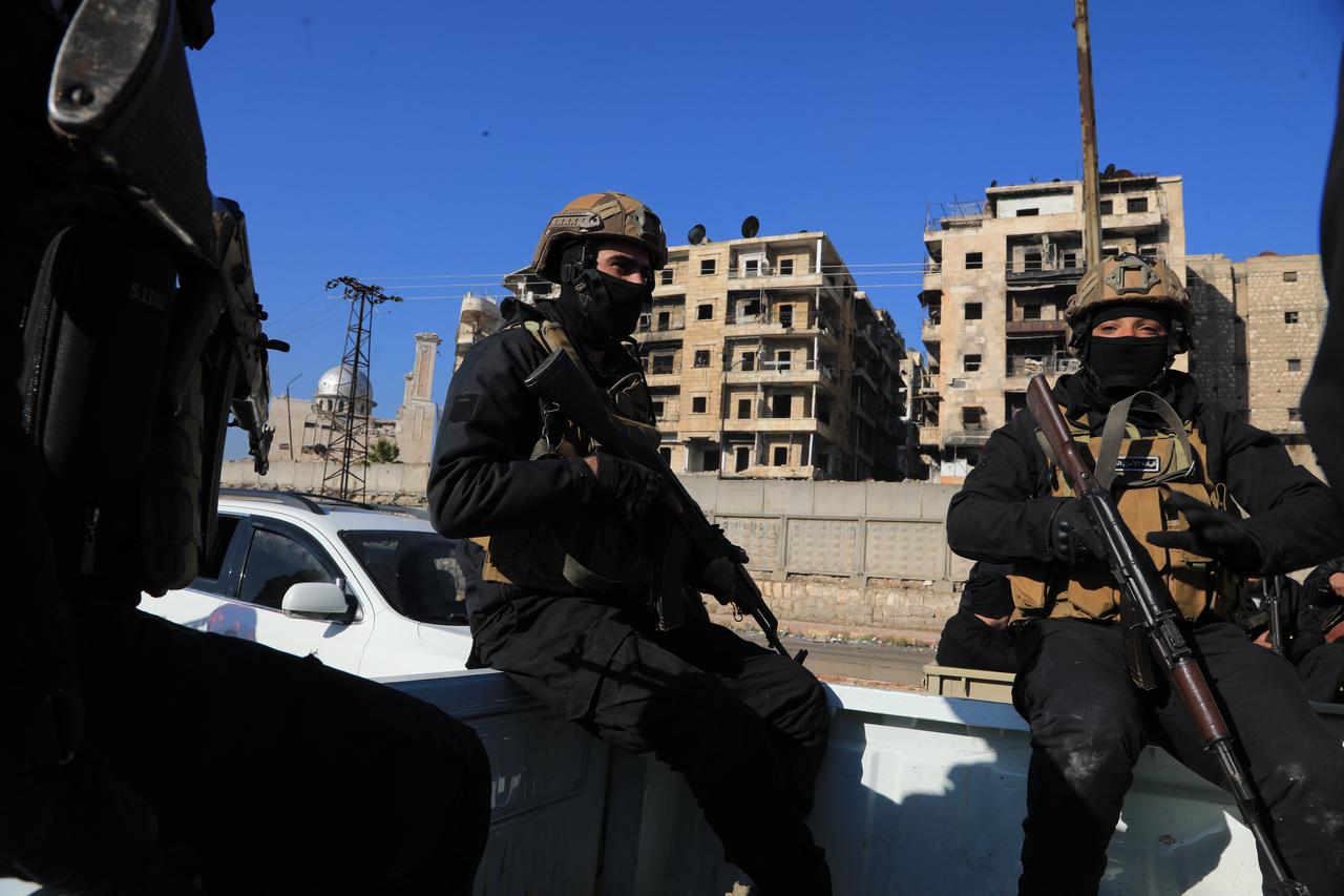 The Syrian Army takes security measures after the completion of a full security sweep of the Sheikh Maqsoud neighborhood in the northern city of Aleppo, Syria, Jan. 10, 2026. (AA Photo)