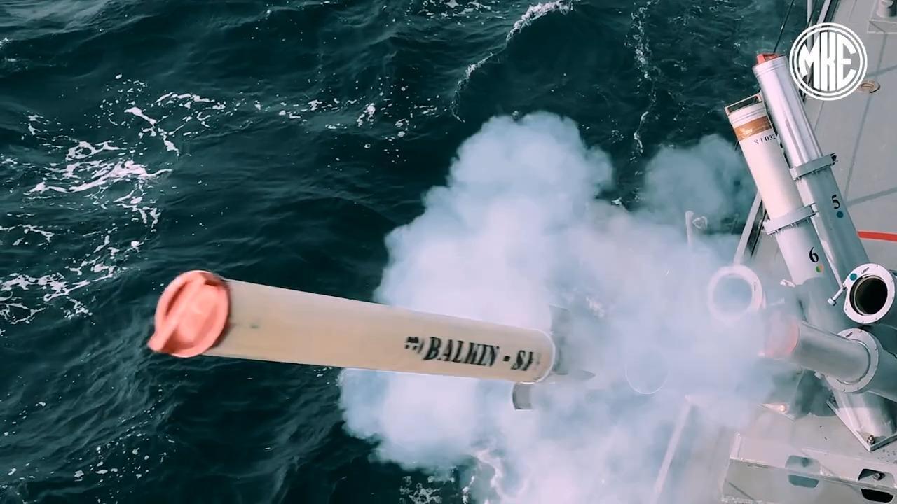 MKE's Balkin 130mm Chaff-S countermeasure ammunition, designed to protect naval platforms from radar-guided anti-ship missiles during tests. (Photo via YouTube/@MKEgovtr)