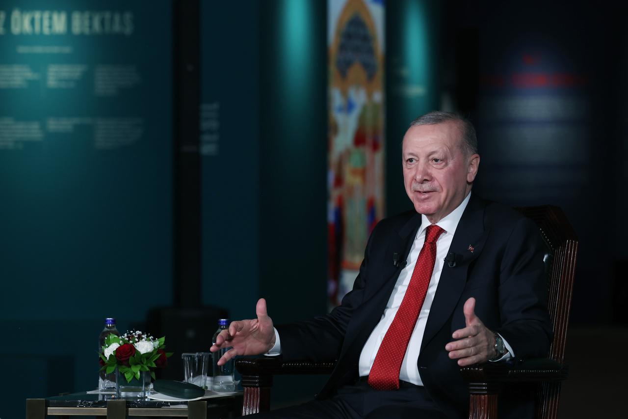 President Erdogan highlights population decline, renews call for at least 3 children