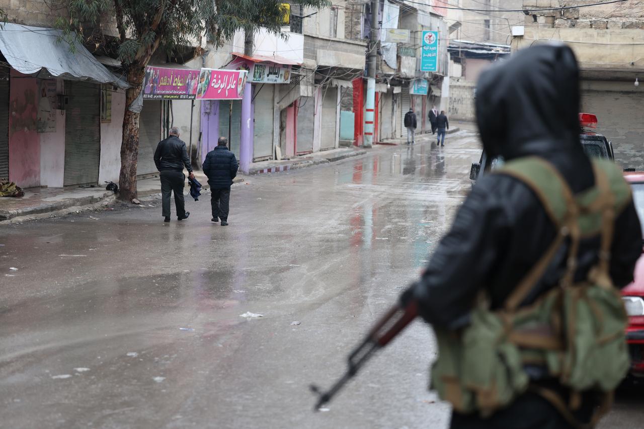 SDF uses water control as leverage; as Syrian Army's operations could expand north