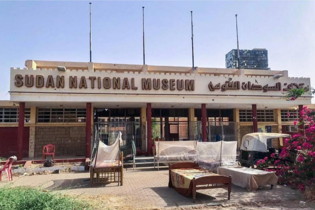 Sudan recovers large collections of looted antiquities