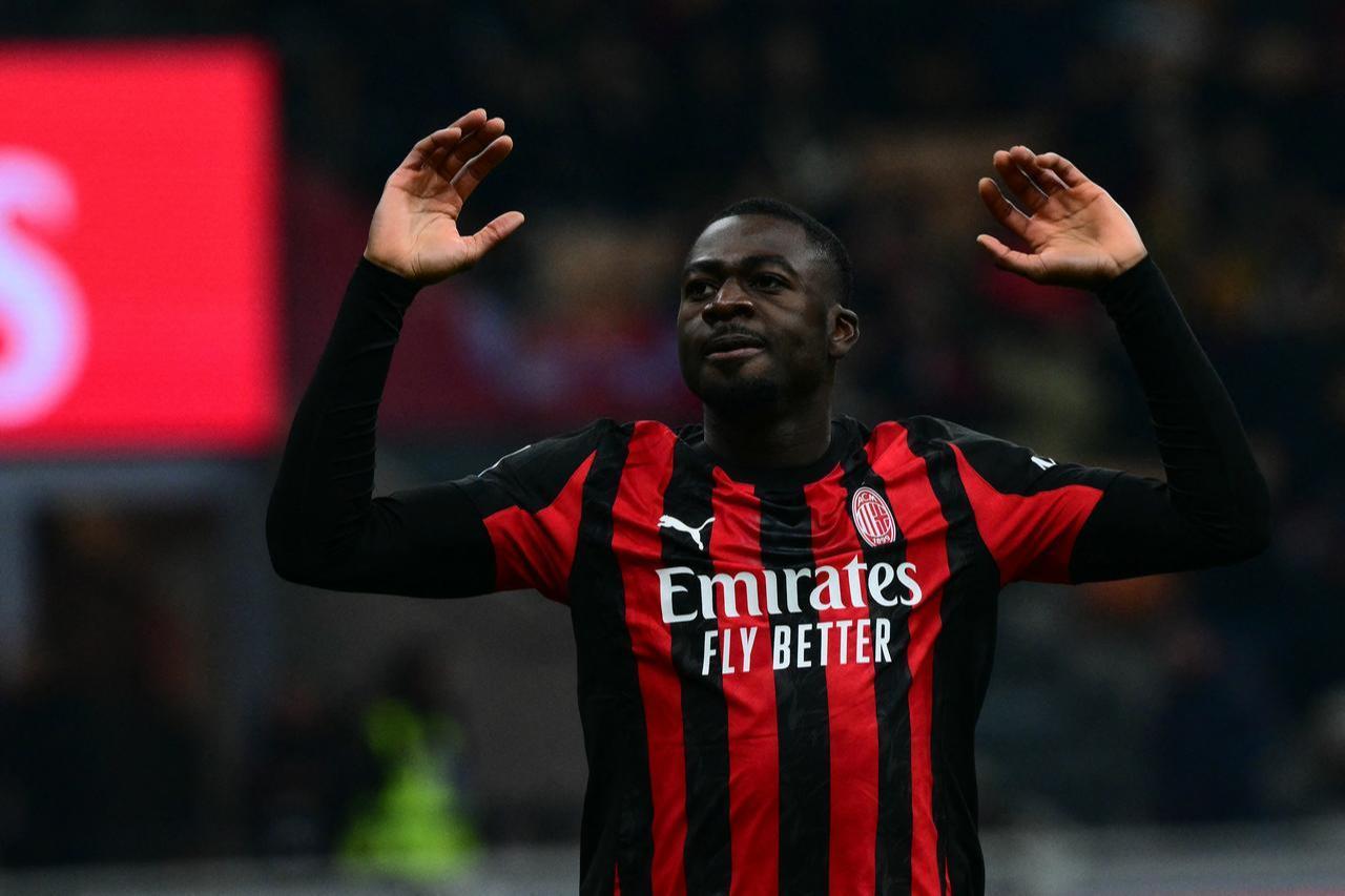 AC Milan's French midfielder #19 Youssouf Fofana reacts during the Italian Serie A football match between AC Milan and Genoa at San Siro stadium in Milan, Italy, January 8, 2025. (AFP Photo)