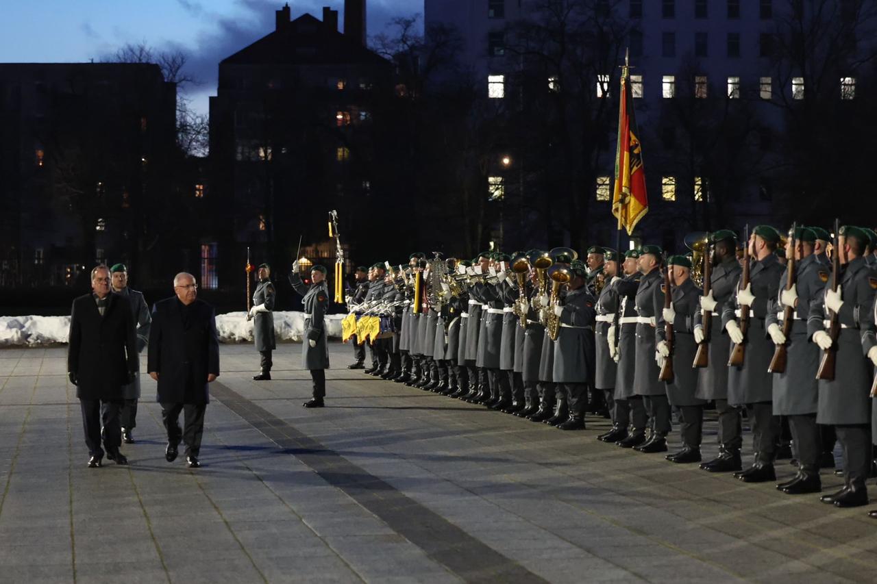 Germany hails Türkiye’s role in European security after defense talks in Berlin
