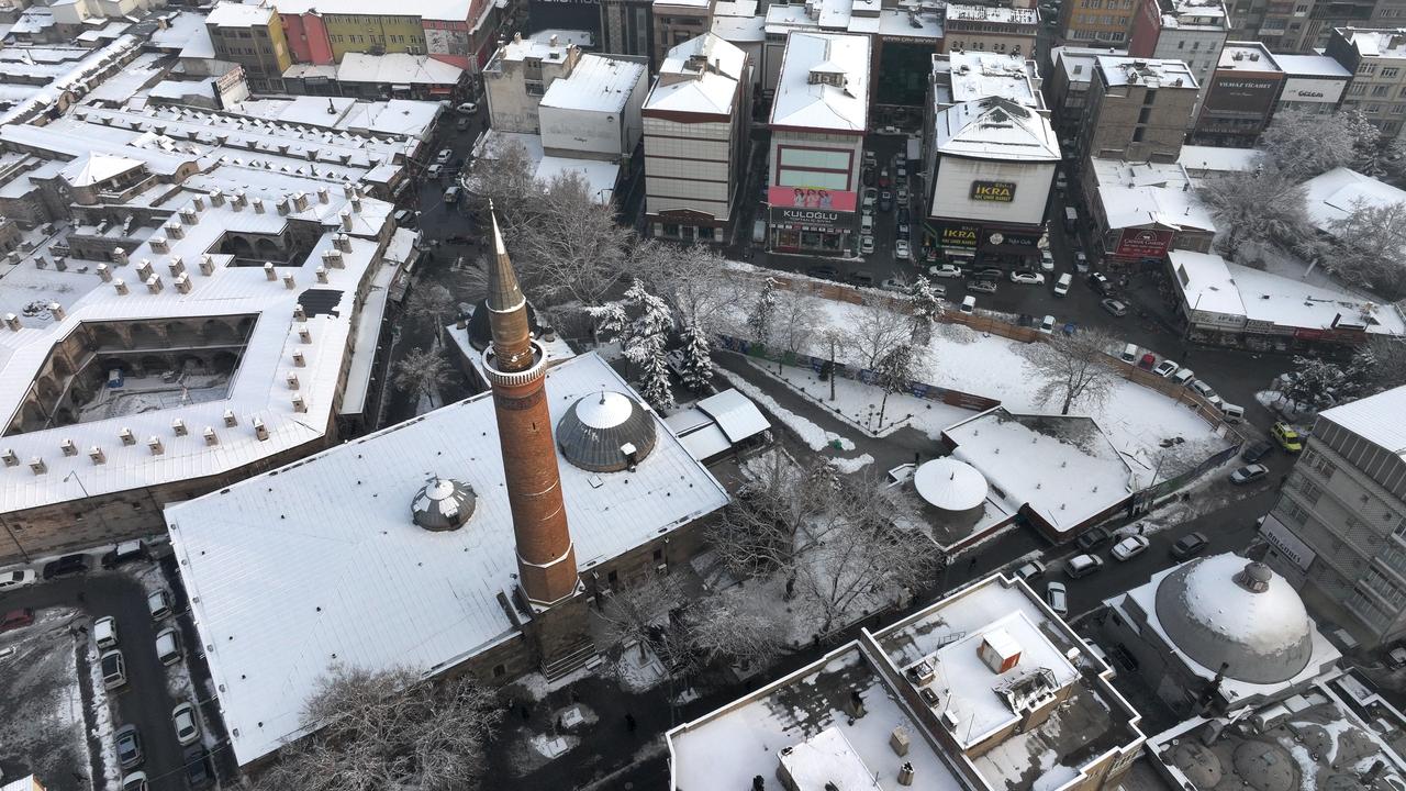 An aerial view shows the area surrounding the historic Kebir Mosque, where the remains of a nearly 900-year-old madrasa were discovered during an urban renewal project in Kayseri, Türkiye, Jan. 15, 2026. (AA Photo)