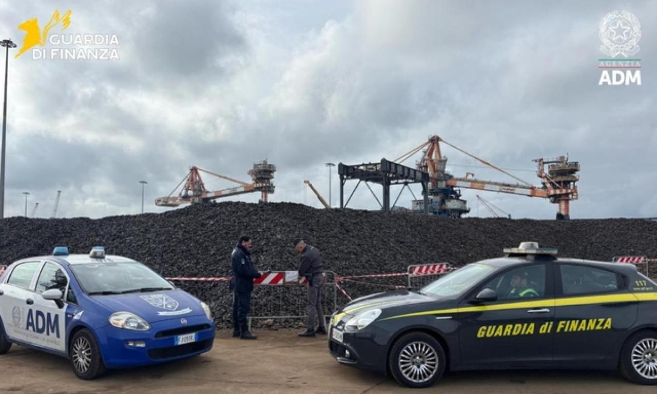 The Italian Guardia di Finanza officers at the port of Brindisi, Italy, Jan. 17, 2026. (Photo via Guardia di Finanza)