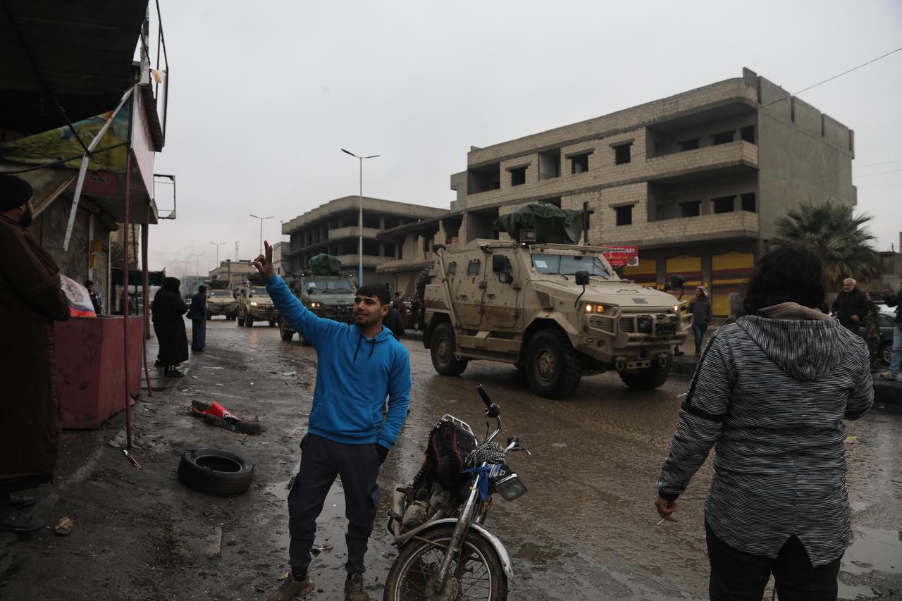Syria's Raqqa city center largely cleared of SDF after local uprising