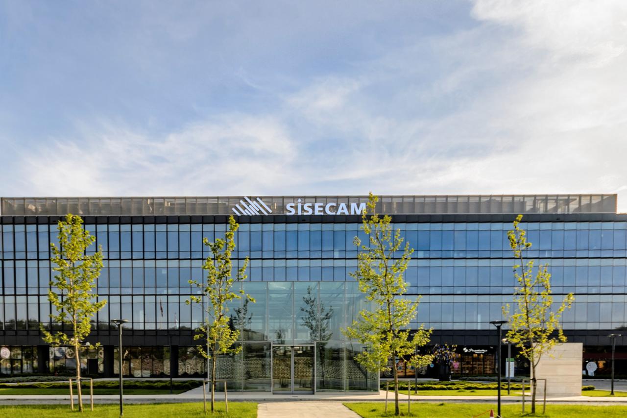Türkiye's Sisecam issues $500M eurobond to cover short-term liabilities